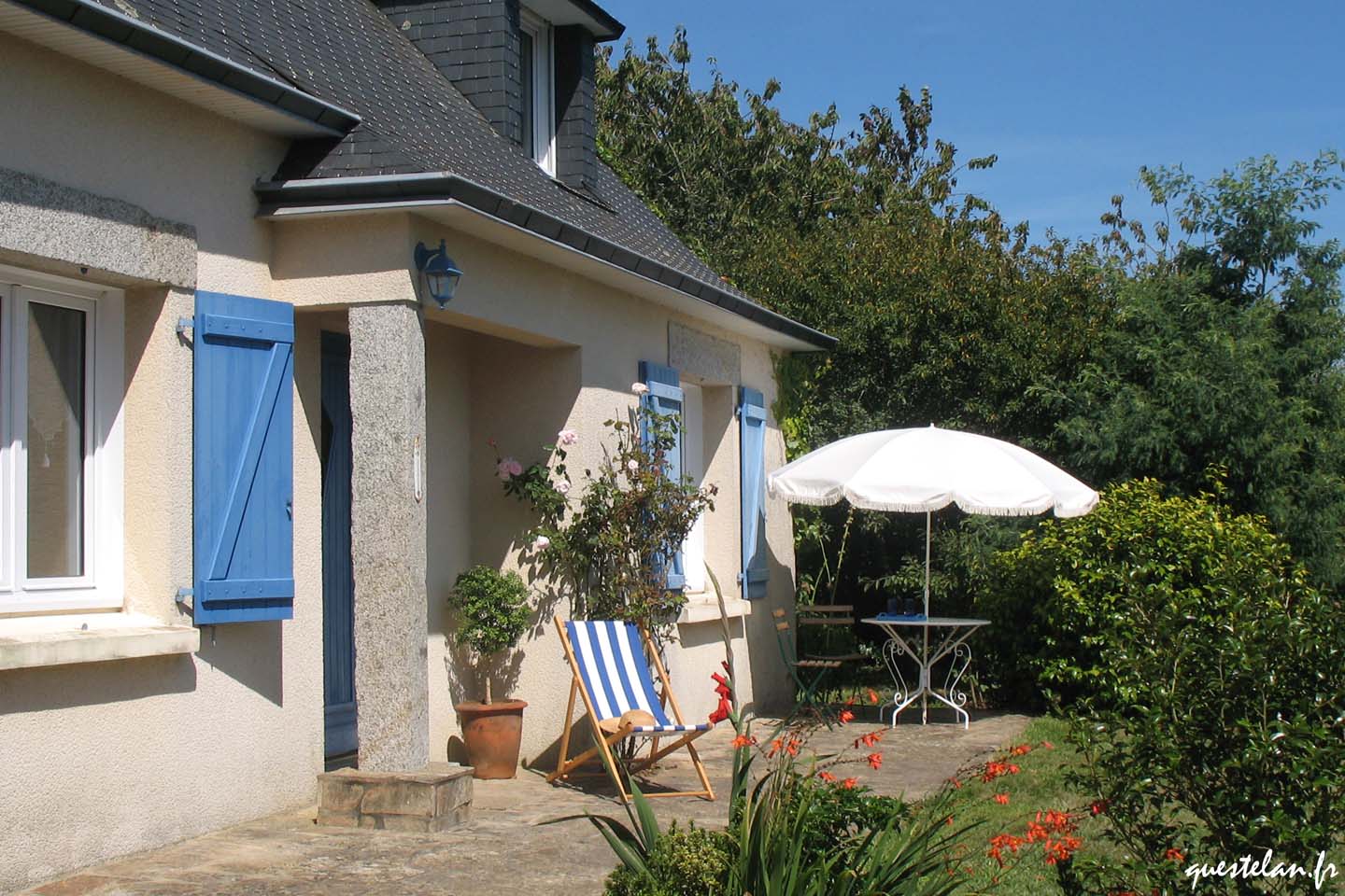 La terrasse du gîte de Questélan